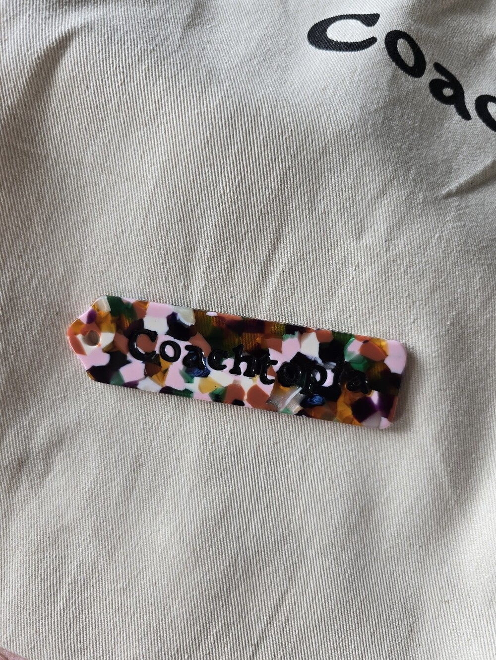 Coachtopia Resin Hangtag
